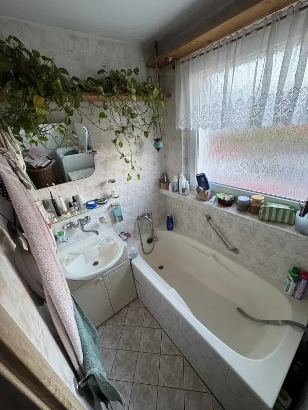 Pôvodná kúpeľňa pred rekonštrukciou — Nové mesto - Bratislava