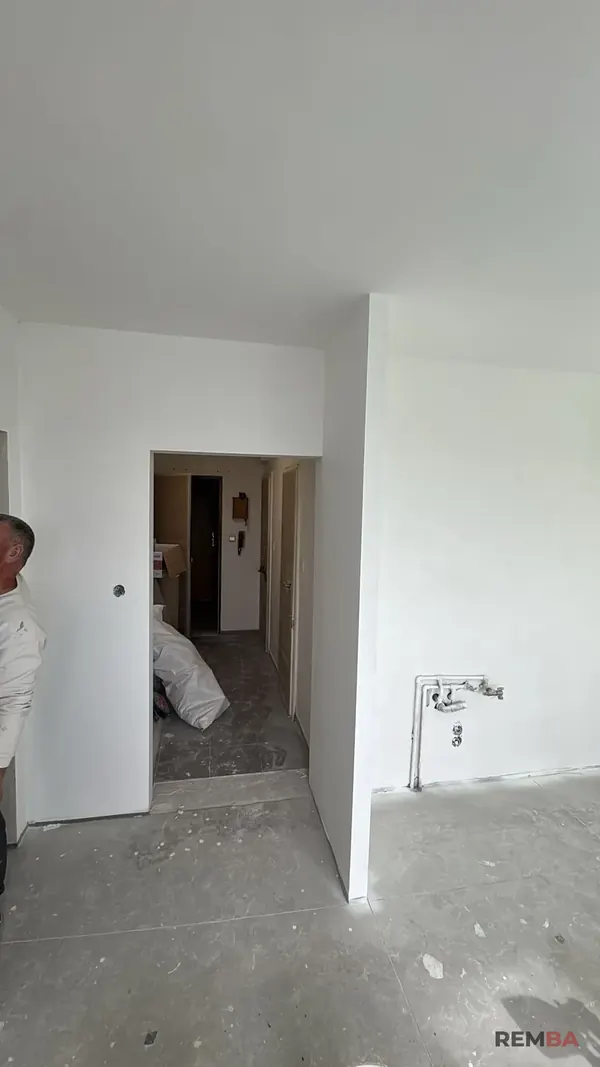 Miestnosť po výmaľbe - Podunajské Biskupice, Bratislava