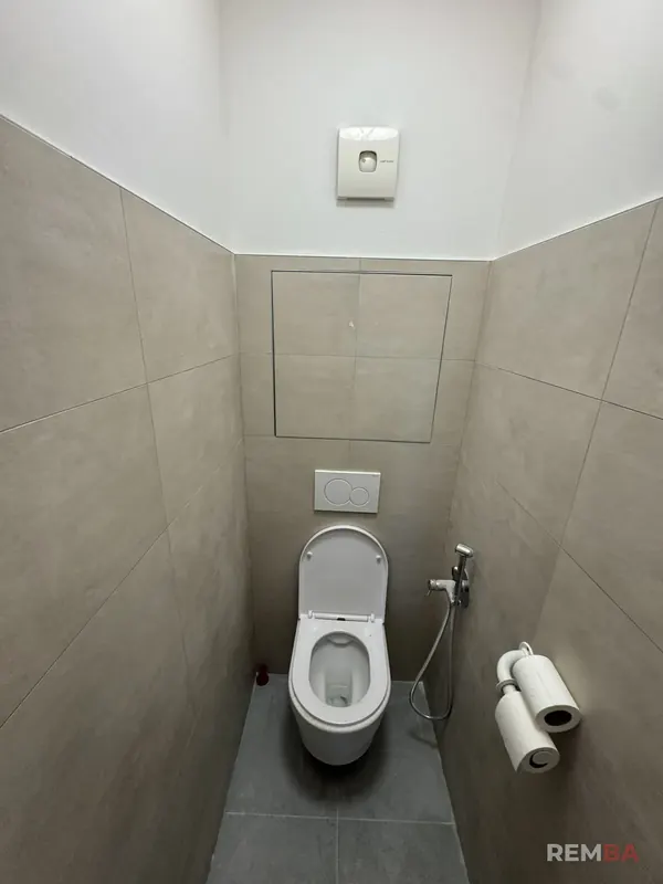 Hotové WC so závesnou misou - Dlhé Diely, Bratislava