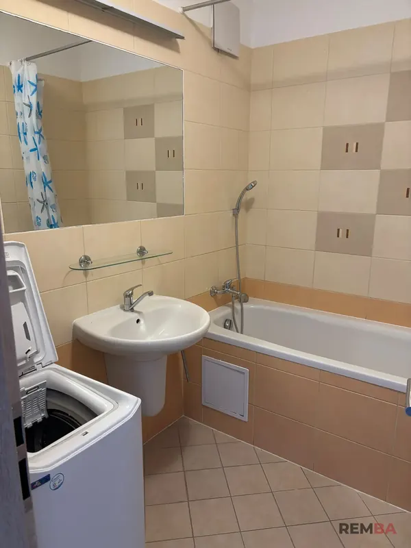 Nové podlahy a kuchyňa v byte - Nové Mesto, Bratislava