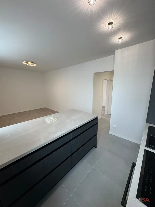 Ostrovček v kuchyni - Rača, Bratislava