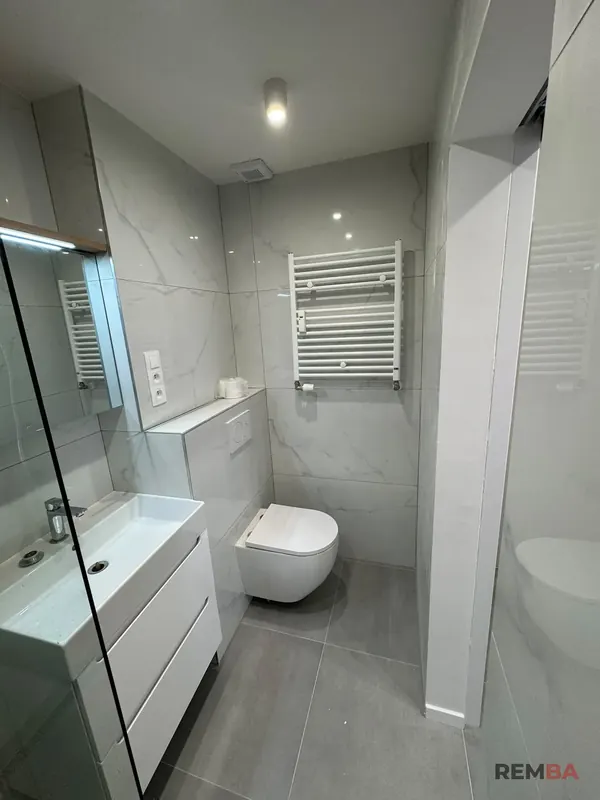 Nová kúpeľňa so závesným WC - Rača, Bratislava